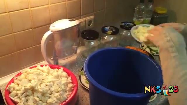 How to make mixed pickles - Torshi Makhloot - طرز تهیه ترشی مخلوط