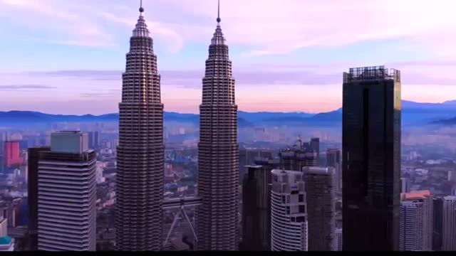 کوالالامپور، شهری مدرن و آسمان خراش در مالزی