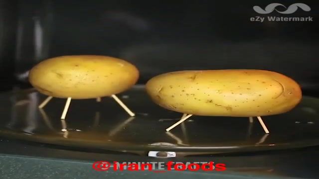 روش پخت سیب زمینی در ماکروویو