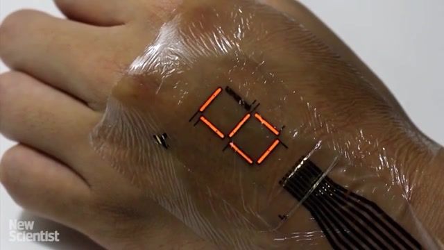 تبدیل دست به نمایشگر دیجیتالی با استفاده از پوست الکترونیکی
