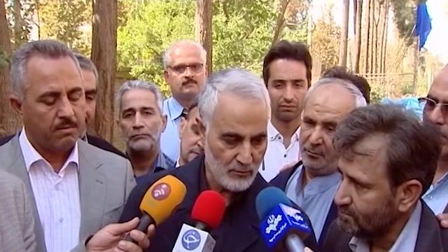 حضور سردار حاج قاسم سلیمانی در فیلمبرداری فیلم سینمایی "32 نفر"درباره جنگ تحمیلی