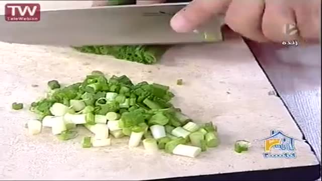 ‫آموزش نحوه درست کردن کوکوی پیازچه توسط سرآشپز کنتینانتال مصطفی حسینی ( بخش اول )‬‎