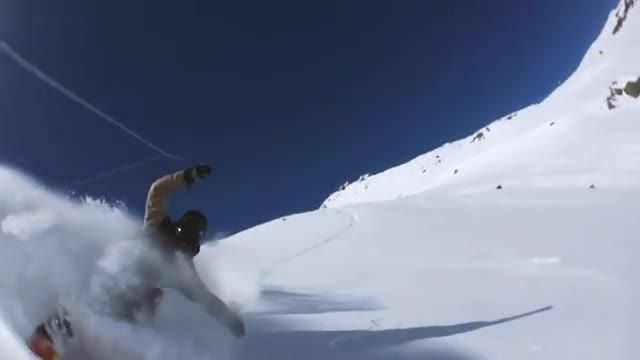 ابتکار یک اسکی‌باز حرفه‌ای در فیلمبردای از اسکی بازی اش