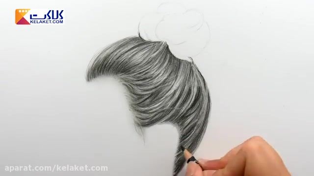 آموزش نقاشی با مداد سیاه: نقاشی کردن موی سر  