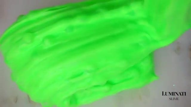 اسلایم فسفری سبز