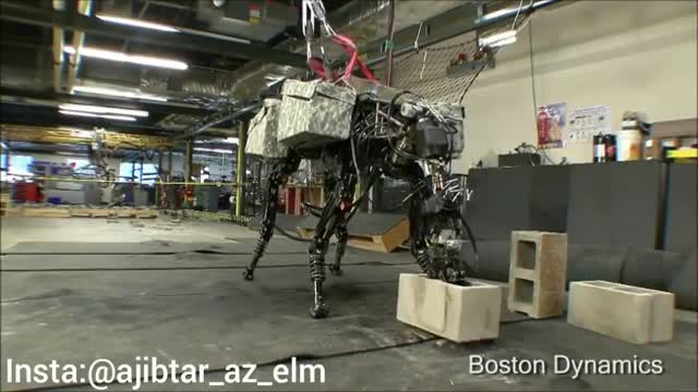 تست ربات سگ بزرگ در شرکت بوستون داینامیکس