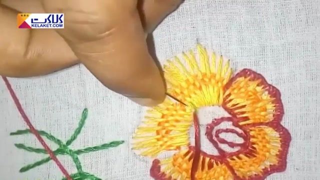 آموزش دوختن یک گل رز با هنر گلدوزی با دست در 3 طیف رنگی مختلف 