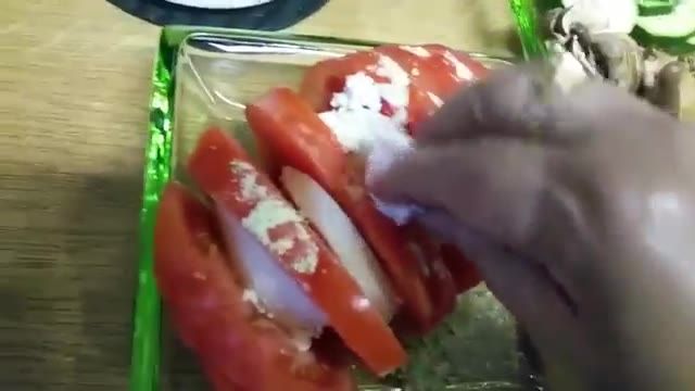 ‫گراتینه  گوجه فرنگی‬‎