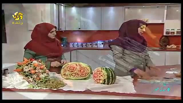 ‫آموزش سبزی آرایی با هویج و خیار(خانم نادری)‬‎