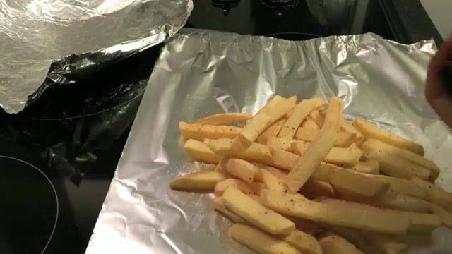 How To Grilled Chicken And French Fries - آموزش کباب کردن سیب زمینی خلال شده و مرغ روی منقل