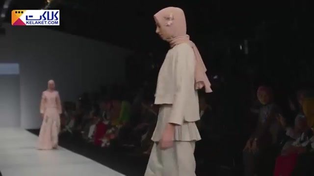 شوی لباس های اسلامی با طرح های کاملا مد روز و پوشیده در جاکارتا 