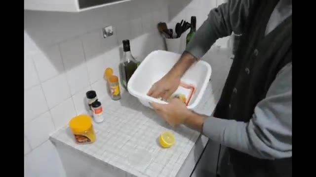 How To Grill a Whole Chicken - آموزش درست کردن مرغ بریان با سس پرتقال