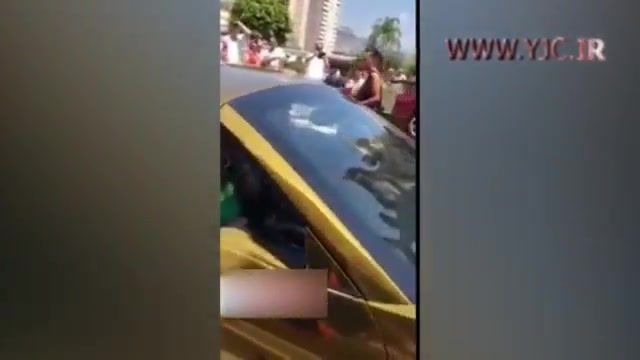 فخر فروشی شاهزاده سعودی با خودروی فراری روکش طلا