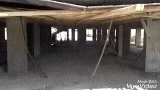 ‫باز کردن قالب سقف‬‎