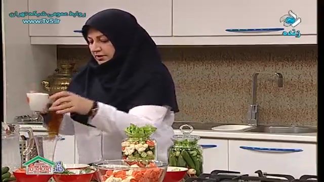 آموزش طرز تهیه خیار شور خانگی - آموزش کامل غذا های ایرانی و بین المللی
