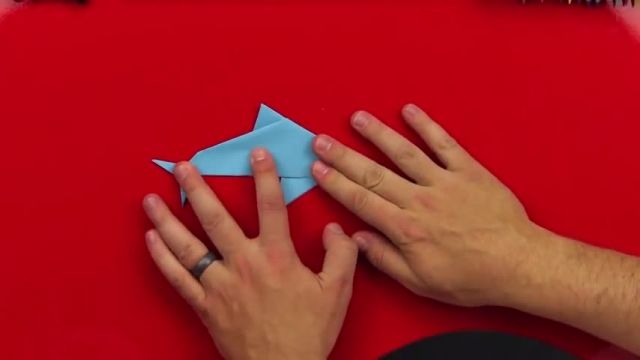 آموزش اوریگامی ساخت دلفین کاغذی