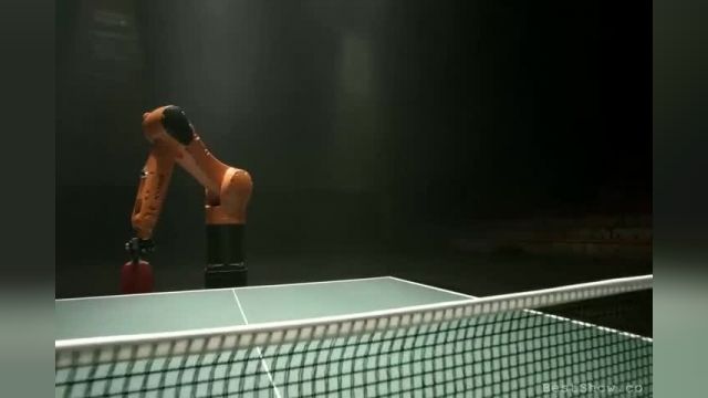 فیلم مهیج از رقابت ربات کوکا با قهرمان پینگ پنگ جهان را تماشا کنید ...