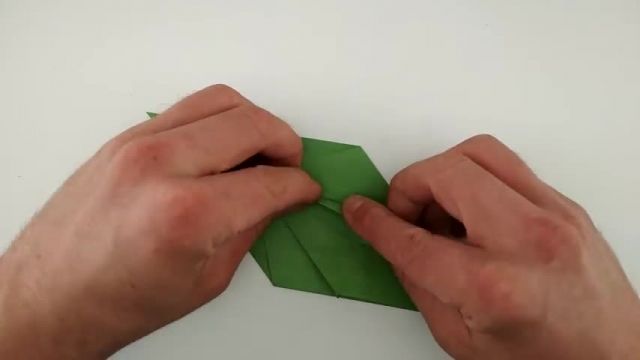 آموزش  جالب اوریگامی ساخت طوطی کاغذی