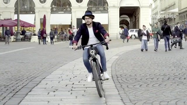 ساخت دوچرخه برقی "بیچیکلتو" با طراحی نوآورانه و ترکیبی از دوچرخه و موتورسیکلت