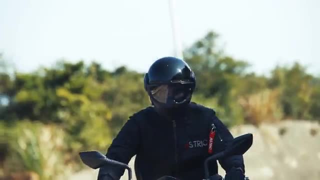 تولید کت موتوسواری با قابلیت تبدیل به روکش موتورسیکلت - معرفی «روکش-کت»موتوسواری