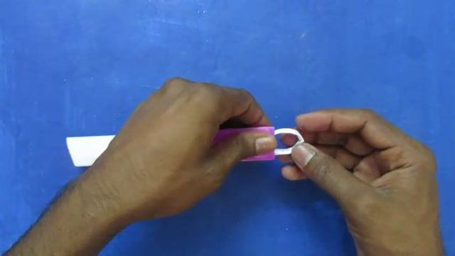 طراحی یک چاقوی اسباب بازی جالب با کاغذ(اموزش ساخت)