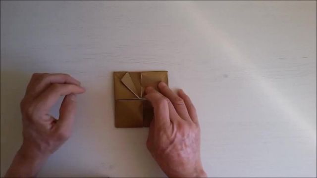 آموزش  جالب اوریگامی ساخت گردنبند کاغذی 