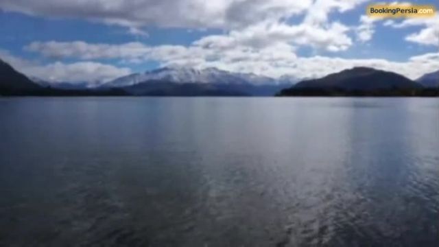 دریاچه واناکا در نیوزلند،تنهاترین درخت جهان در میان آب - بوکینگ پرشیا