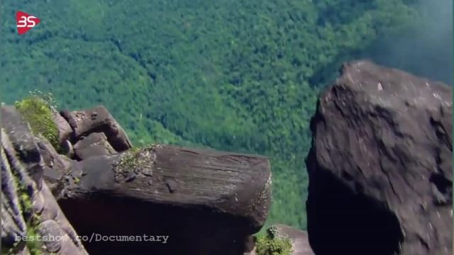 فیلم ثبت شده بی نظیر از آبشار آنجل (مرتفع ترین آبشار جهان)