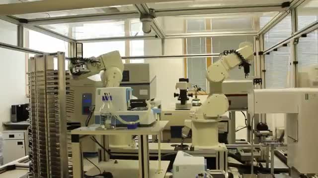 شناسایی عامل ضدباکتریایی خمیردندان به وسیله ربات"حوا"  - تریکلوزان درمان مالاریا