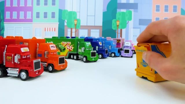 ویدیو آموزشی رنگ ها با کامیون های رنگی به انگلیسی برای کودکان پسر