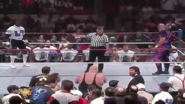 مسابقات کشتی کج دبلیو دبلیو ای WWE مسابقه کامل رسلمانیا 11 – WrestleMania 1
