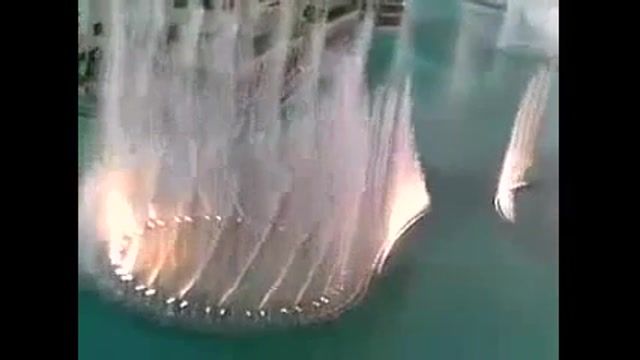 دانلود کلیپی از آب نمای  و رقص آب فوق العاده در شهر لاس وگاس 