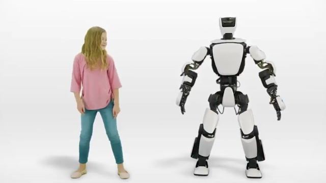 ساخت ربات انسان نما با ابعاد واقعی و قابلیت کنترل از راه دور به کمک اینترنت 5G