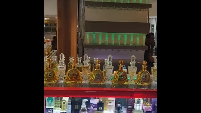  ربات هوشمند عطرسازی در تهران (پونک)