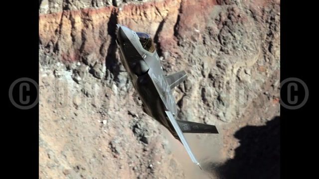 تصاویری دیدنی از رزمایش F35 در دره مرگ  -   هواپیمای جنگنده چندمنظوره نسل پنجم