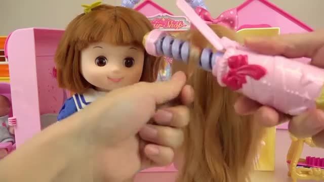 دانلود انیمیشن عروسک بازی کودکان این قسمت "کلید جادویی عروسک"