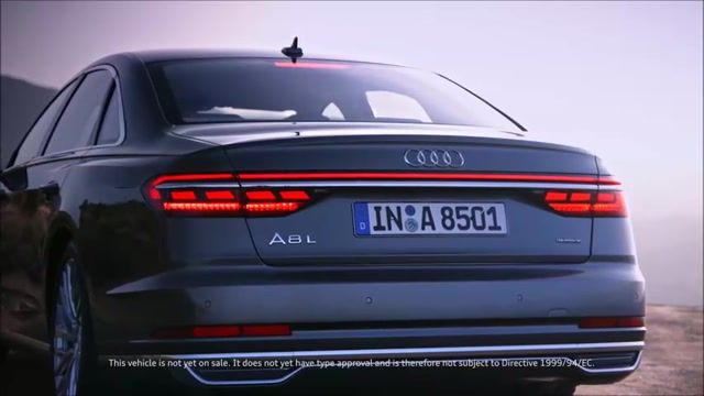 رونمایی از خودروی بسیار زیبای آیودی ای 8   -  معرفی خودروی Audi A8 و نمای داخلی
