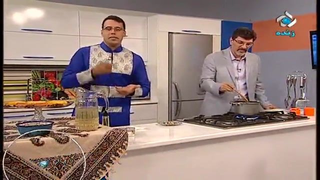 آموزش طرز تهیه خورش فندوق قاتق - آموزش کامل غذا های ایرانی و بین المللی