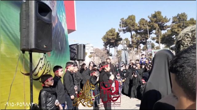 اجرای #زنده سرود جانِ علی ویژه ایام #فاطمیه توسط دو تکخوان گروه به صورت همزمان