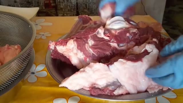 آموزش روش صحیح خشک کردن گوشت گوسفند (گوشت قاق) در افغانستان
