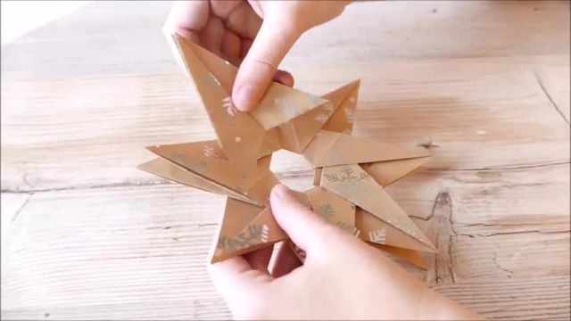 آموزش جالب اوریگامی ساخت ستاره چند پر 