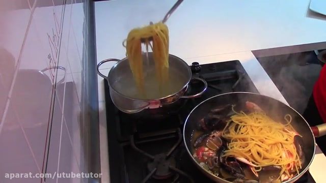 طرز تهیه اسپاگتی الوسکولیو ،یکی ازخوراکی های دریایی و معروف ایتالیایی